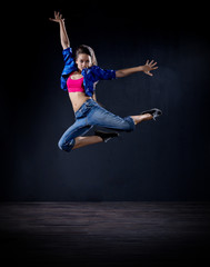 Obraz na płótnie Canvas Modern dancer girl (normal ver)