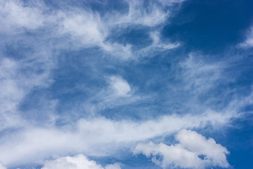 Fototapeta premium white fluffy clouds