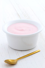 strawberry yogurt