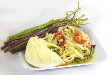 Som tam (Thai papaya salad) recipe