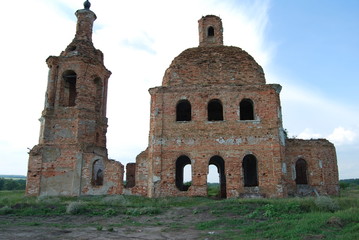 руины,церковь