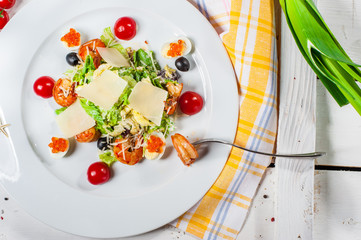 Salad with eggs and shrimps