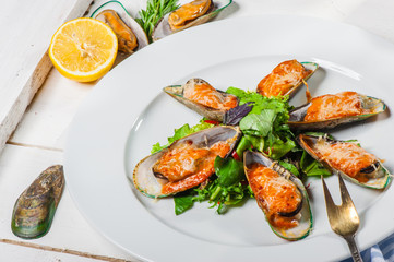 Mussels with parmesan