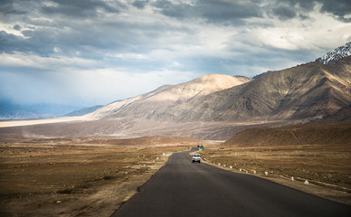 Ladakh route around the beautiful scenery