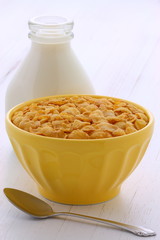 Healthy corn flakes breakfast