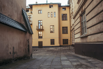 Fototapeta na wymiar old houses in Lviv