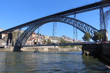 Naklejka premium Vistas de Oporto. Portugal
