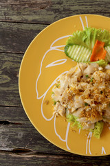 Thai style fried noodle with chicken