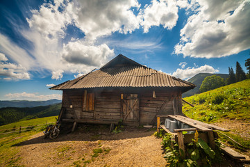 Fototapeta na wymiar Old wooden traditional house in the mountains