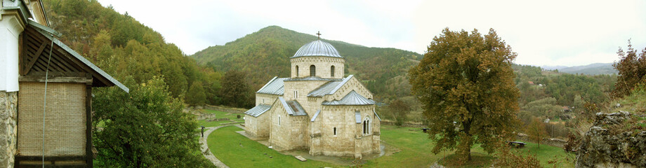 Fototapeta na wymiar Serbia. The Gradac Monastery.