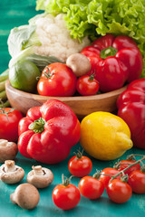 vegetables tomato pepper avocado onion cauliflower lettuce