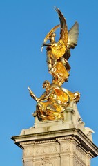Siegesgöttin, Victoria Memorial, London
