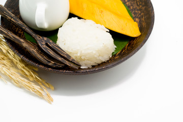 Thai dessert of mango with sticky rice