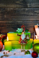 Weihnachtsdekoration - hellgrün/rot