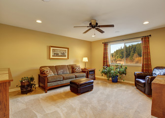 Nice family room with carpet and space.