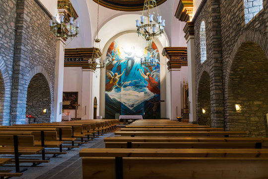Interior de la Iglesia de Santa Mar&iacute;a de Benasque en Arag&oacute;n