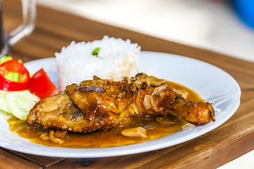 chicken with mushroom sauce and rice