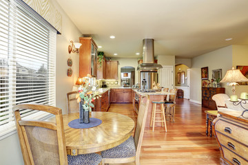 simple dinning area with glass door.
