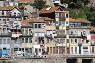 Fototapeta na wymiar Vistas de Oporto. Portugal