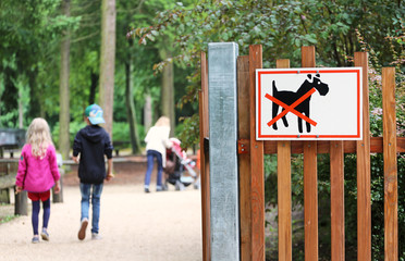 Hundeverbot am Eingang