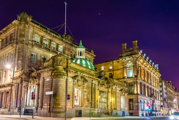 Fototapeta na wymiar Buildings on Ingram Street in Glasgow - Scotland