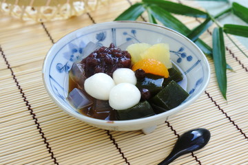 抹茶白玉あんみつ