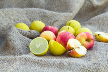 apples & lemom lime © sweetsake