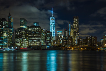 Fototapeta na wymiar New York by night: Lower Manhattan and the One World Trade Cente