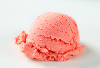 Strawberry ice cream