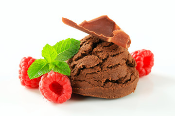 Chocolate ice cream with fresh raspberries
