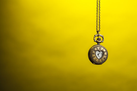 orologio a cipolla con vetro a cuore