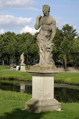 Skulpturen im Schweriner Schlossgarten