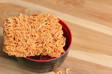 Dry instant noodle