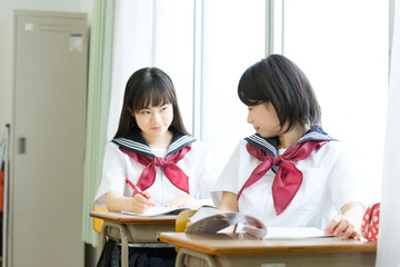 セーラー服の生徒 