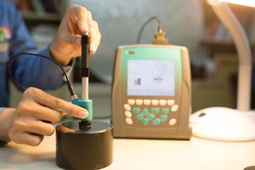 Calibration digital hardness tester with stand block