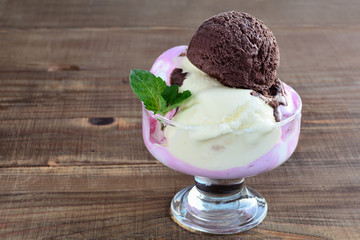 Melting ice-cream in glass gowl