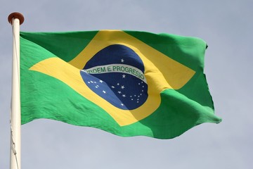 brasilianische Flagge im Wind
