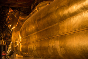 Liegender Buddha