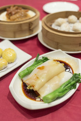 Cantonese-style rice rolls