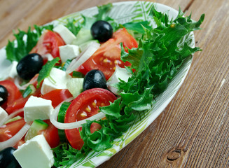 Akdeniz salatası