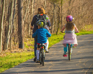 Fototapeta premium Family Bike Ride