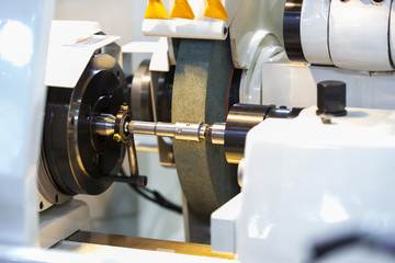 High precision CNC cylindrical grinding machine