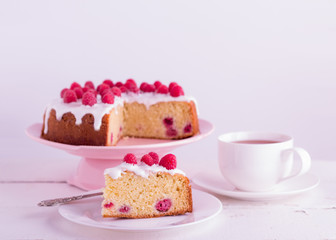 Raspberry pie and tea.