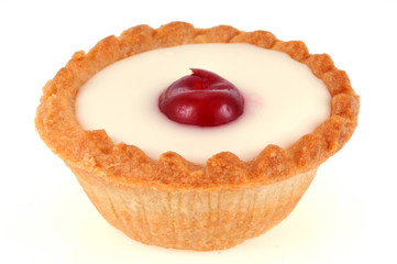 Tartelette au chocolat blanc et cerise