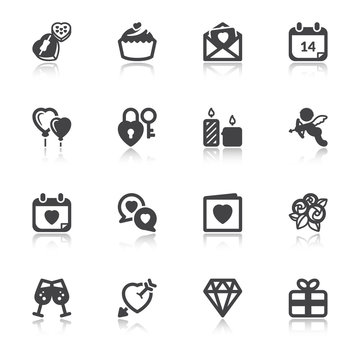 Valentines Day flat icons with reflection