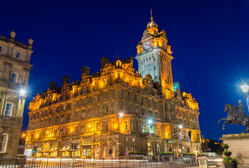 Fototapeta na wymiar The Balmoral Hotel, a historic building in Edinburgh - Scotland
