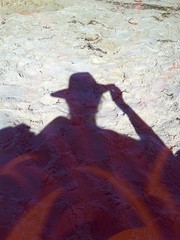 Bajo el ardiente sol