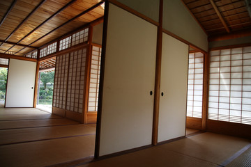 角度のある広い和室