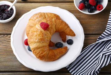 French croissant and berries