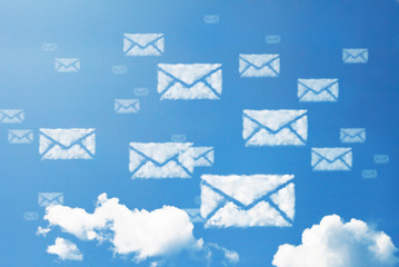  E-mail icon cloud shape